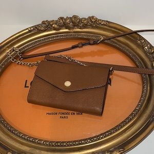 Cross body brown bag